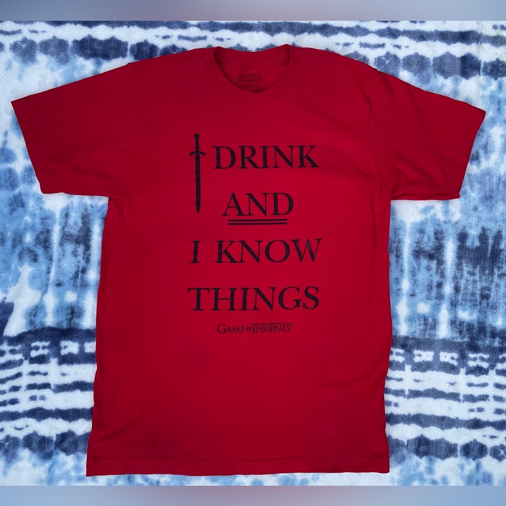 HBO Game Of Thrones Lannister I Drink And I Know Things Red Shirt Size Medium